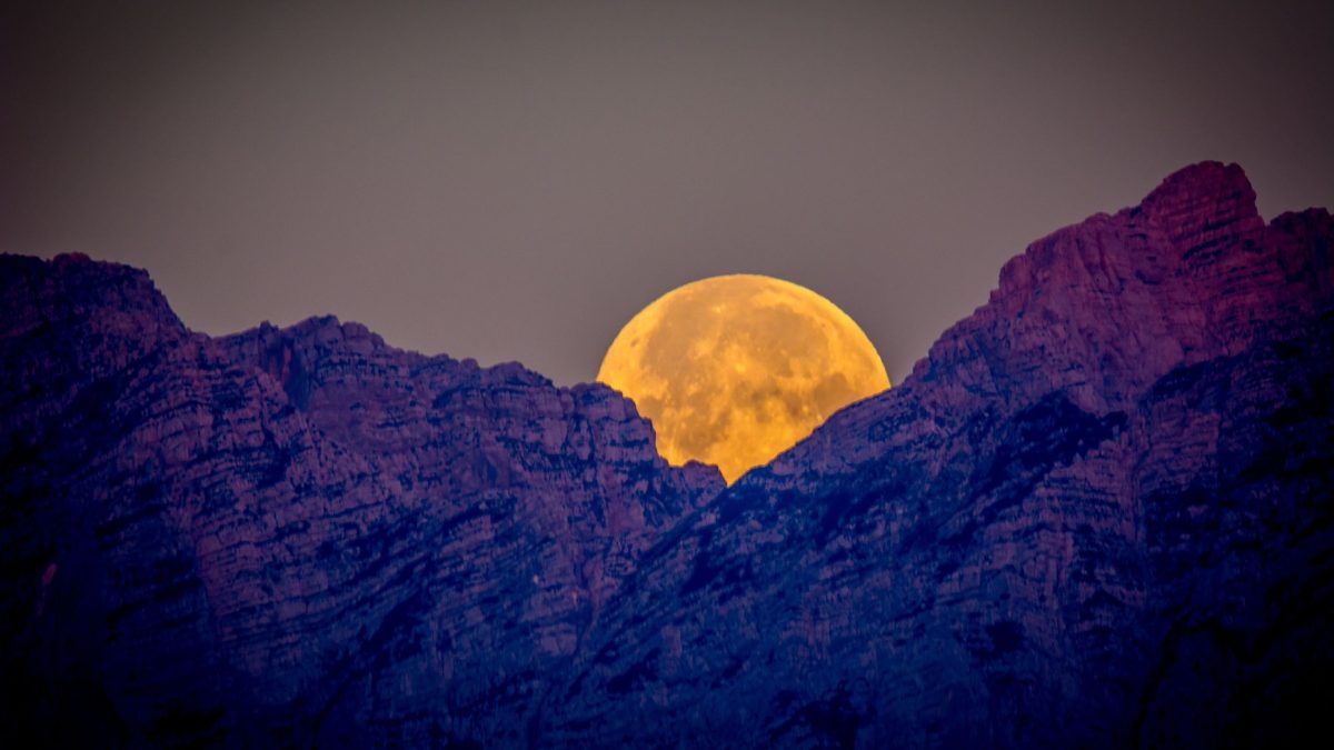 3 Sternzeichen erleben zum Vollmond am 24. April 2024 eine Enttäuschung in der Liebe