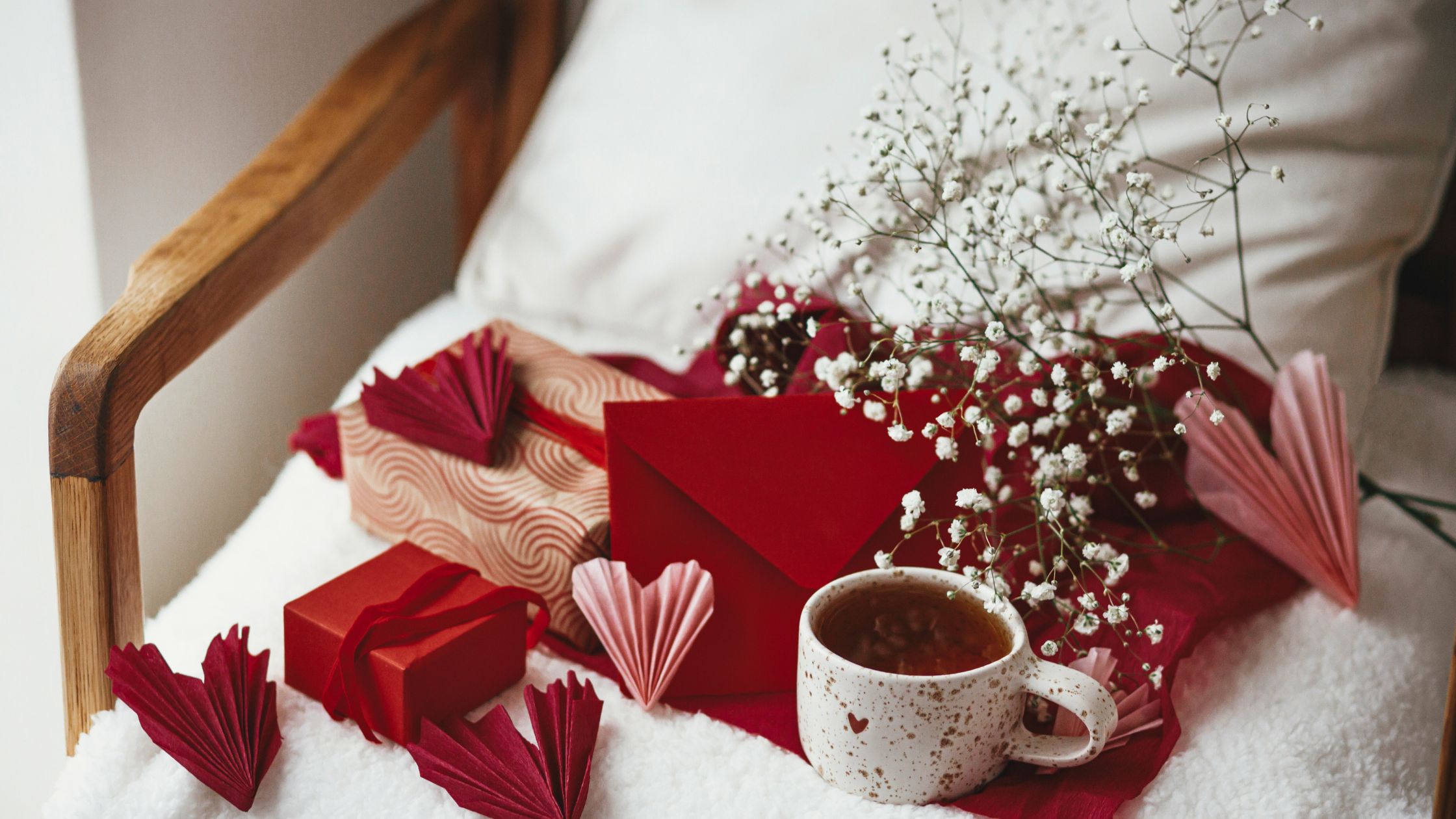 Was dein Sternzeichen über deinen Valentinstag 2025 verrät