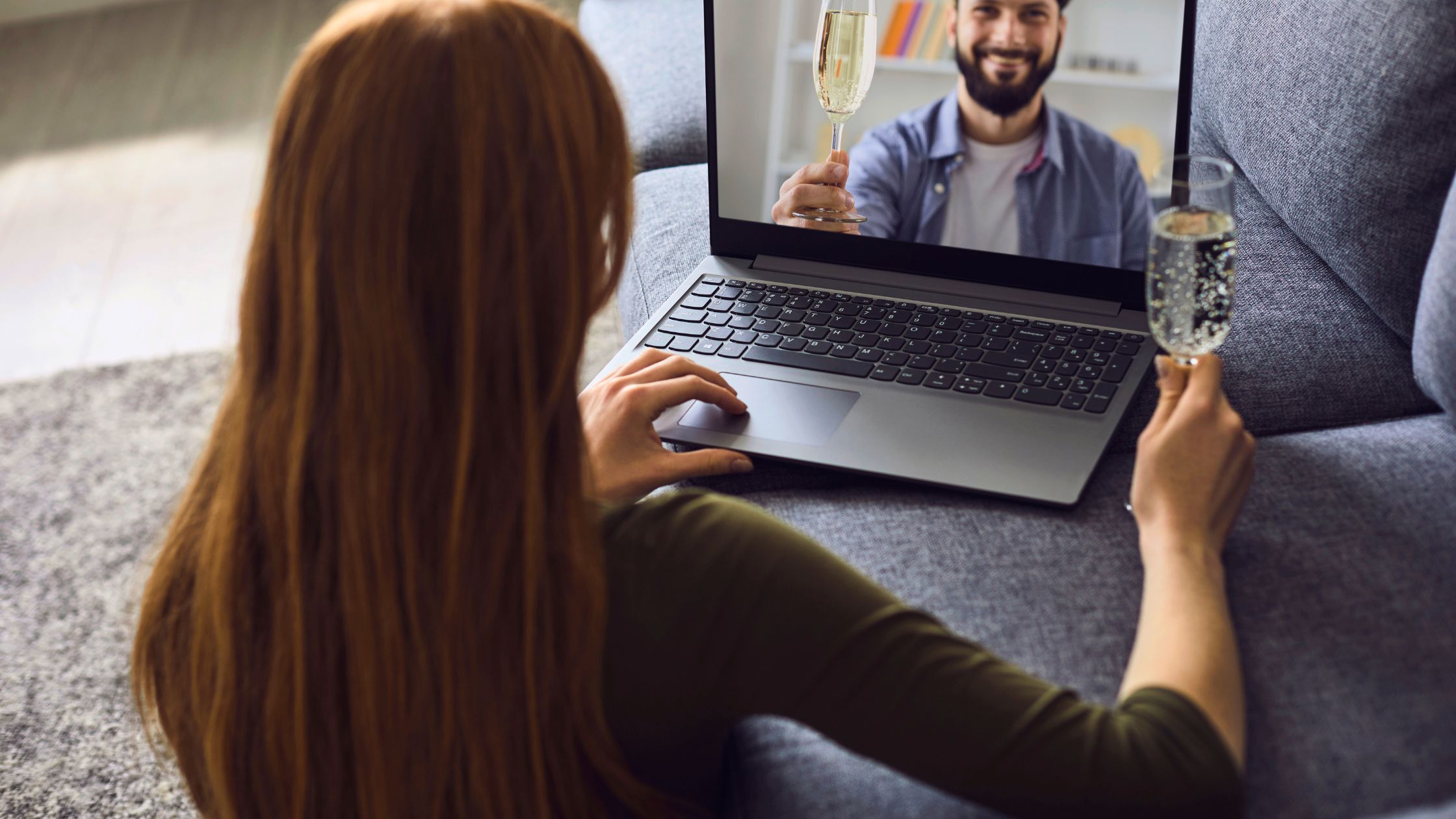 Diese 3 Sternzeichen werden sich im März 2025 verlieben