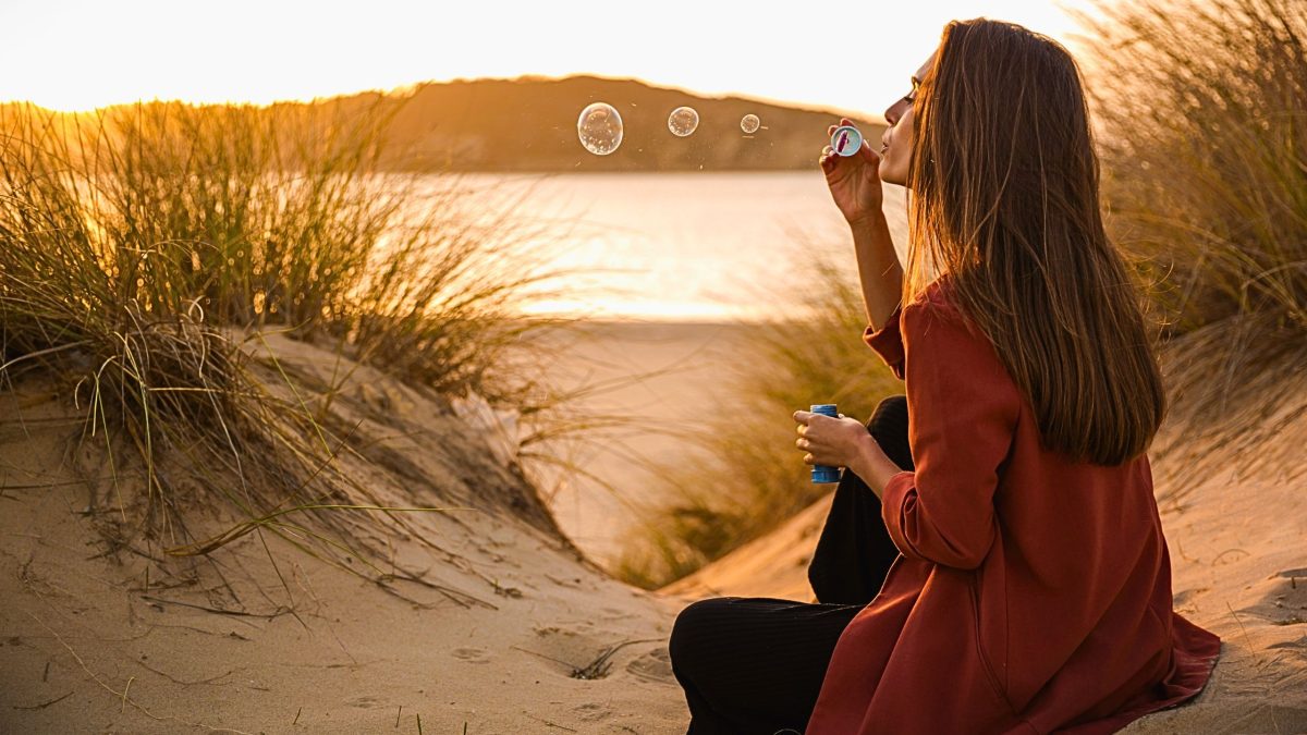 Diese 3 Sternzeichen starten ab dem 21. April in die beste Phase des Monats!