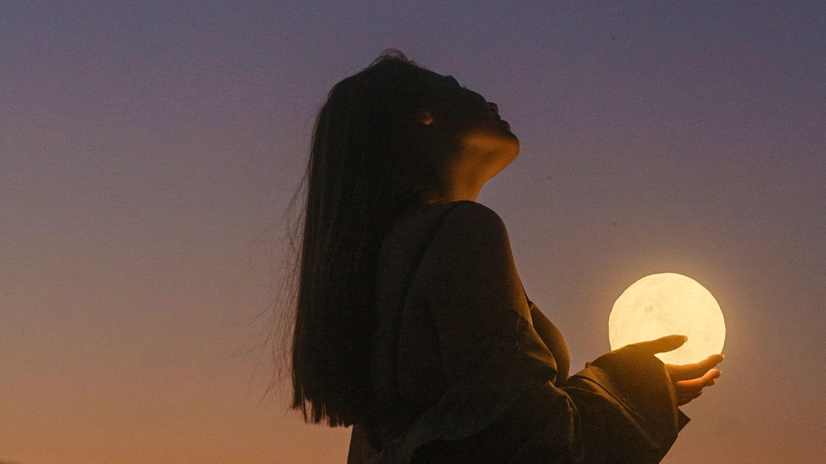 Mai 2025, Sternzeichen Mai 2025, Horoskop, astrologische Vorhersage, Glückstag, Löwe Fische Skorpion, kosmische Energie, Veränderungen, Chancen