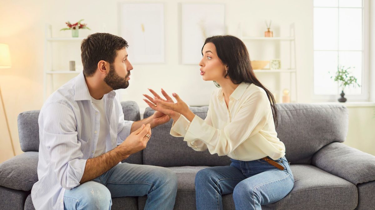 ✨ Juni & Juli 2025 bringen Wendepunkte! Erfahre, welche 3 Sternzeichen jetzt toxische Beziehungen beenden und innerlich frei werden. Astrologisch fundiert & emotional geschrieben – für alle, die sich nach echter Liebe und Selbstwert sehnen. Finde heraus, ob du betroffen bist und wie du dich aus emotionaler Abhängigkeit befreien kannst. Jetzt lesen und erkennen, was wirklich zählt! 💔💫 #Sternzeichen #Astrologie #toxischeBeziehung #Juni2025 #Juli2025