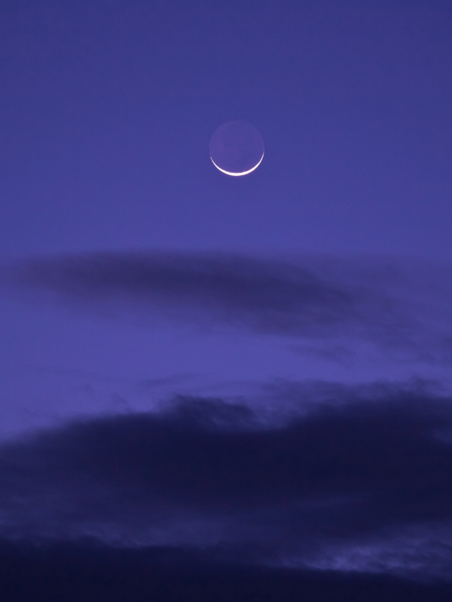 Horoskop für Dienstag, 15. Juli 2025: Tiefe Gefühle & heilende Erkenntnisse! Der Mond in Fische & das Venus-Pluto-Trigon sorgen für emotionale Klarheit & Intuition. Entdecke jetzt, was dein Sternzeichen heute erwartet
