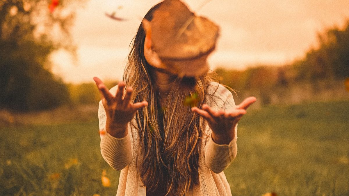 Goldener Herbst 2025: Diese 3 Sternzeichen erwartet Glücksphase