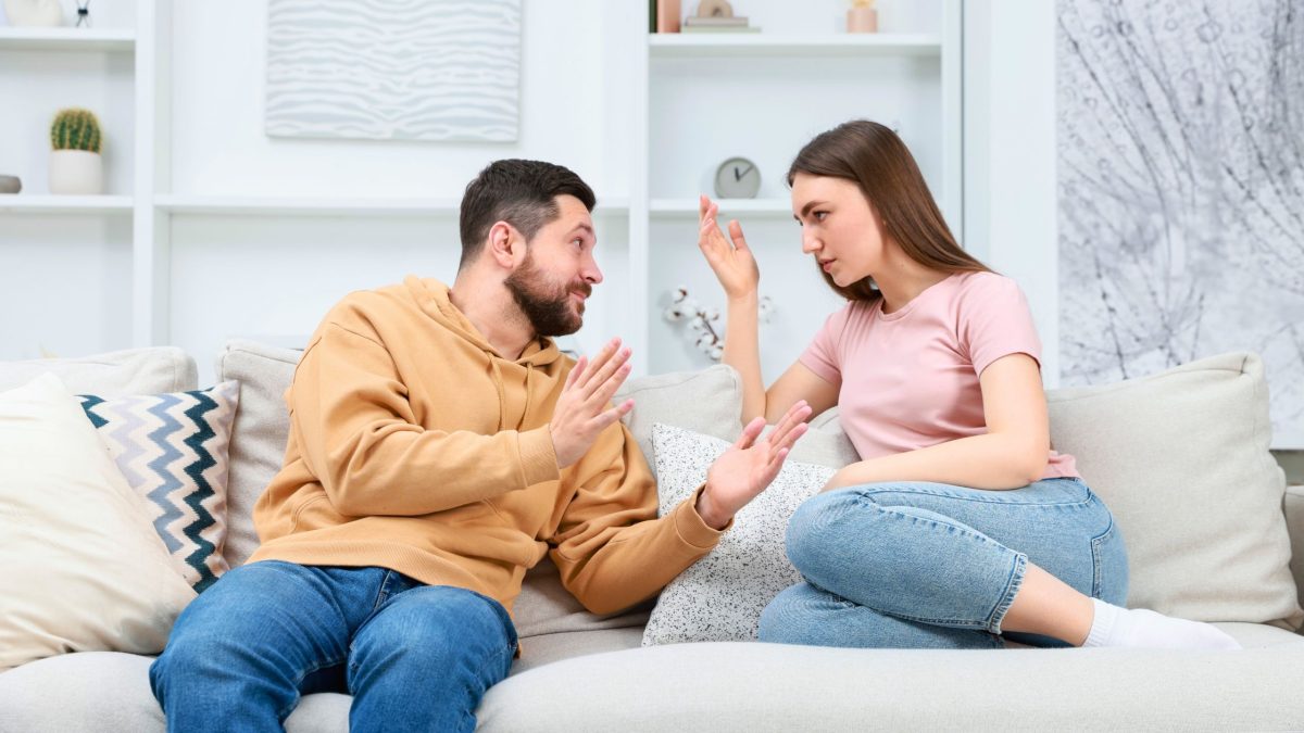 Lauf lieber weg: Dieses Sternzeichen bringt dir 2026 nur Schmerz!