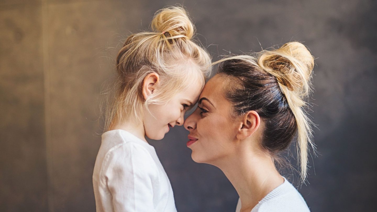 11 Warnzeichen einer narzisstischen Mutter – viele erkennen es erst als Erwachsene