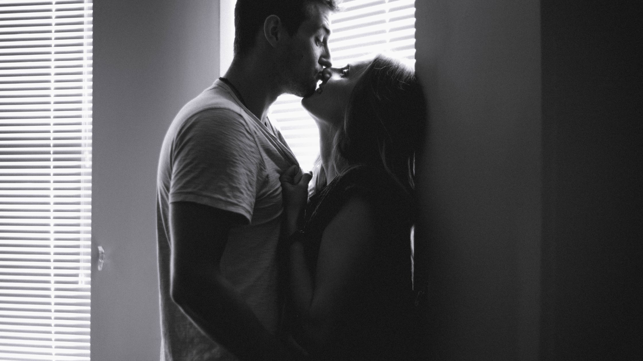 Diese Sternzeichen finden 2026 die große Liebe und diese erleben ein böses Erwachen