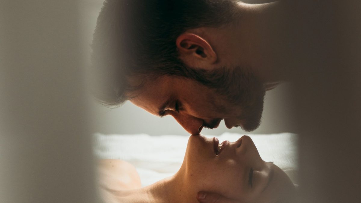 Getrennt, aber nicht vorbei: Diese Sternzeichen-Paare kommen 2026 wieder zusammen