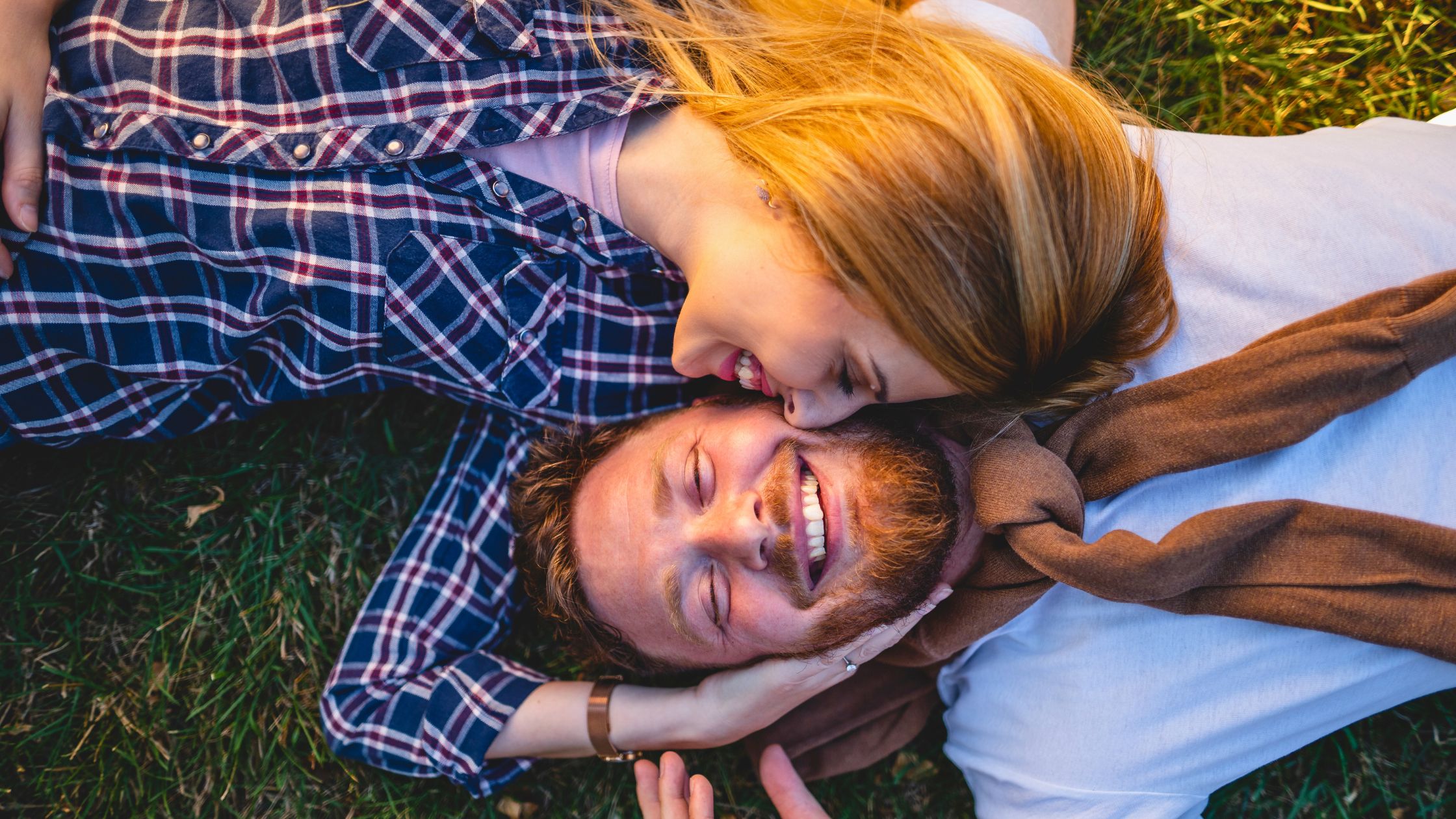 Schicksal oder Zufall? Für 5 Sternzeichen kehrt 2026 die Zwillingsflamme zurück