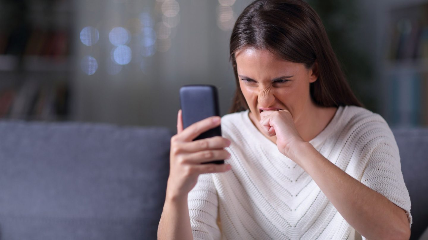 Diese 4 Sternzeichen bekommen im April 2026 plötzlich eine Nachricht vom Ex