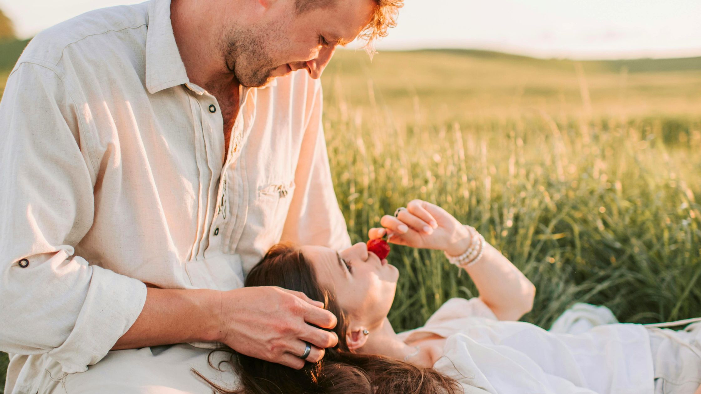Diese Sternzeichen könnten zwischen April und Juni 2026 einer alten Flamme wieder begegnen