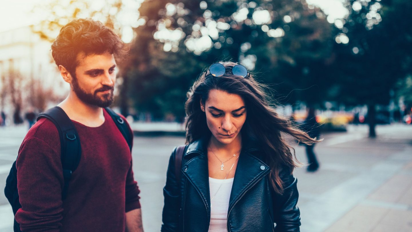 Kosmische Fügung: Diese 2 Sternzeichen treffen im Mai 2026 jemanden ganz Besonderen