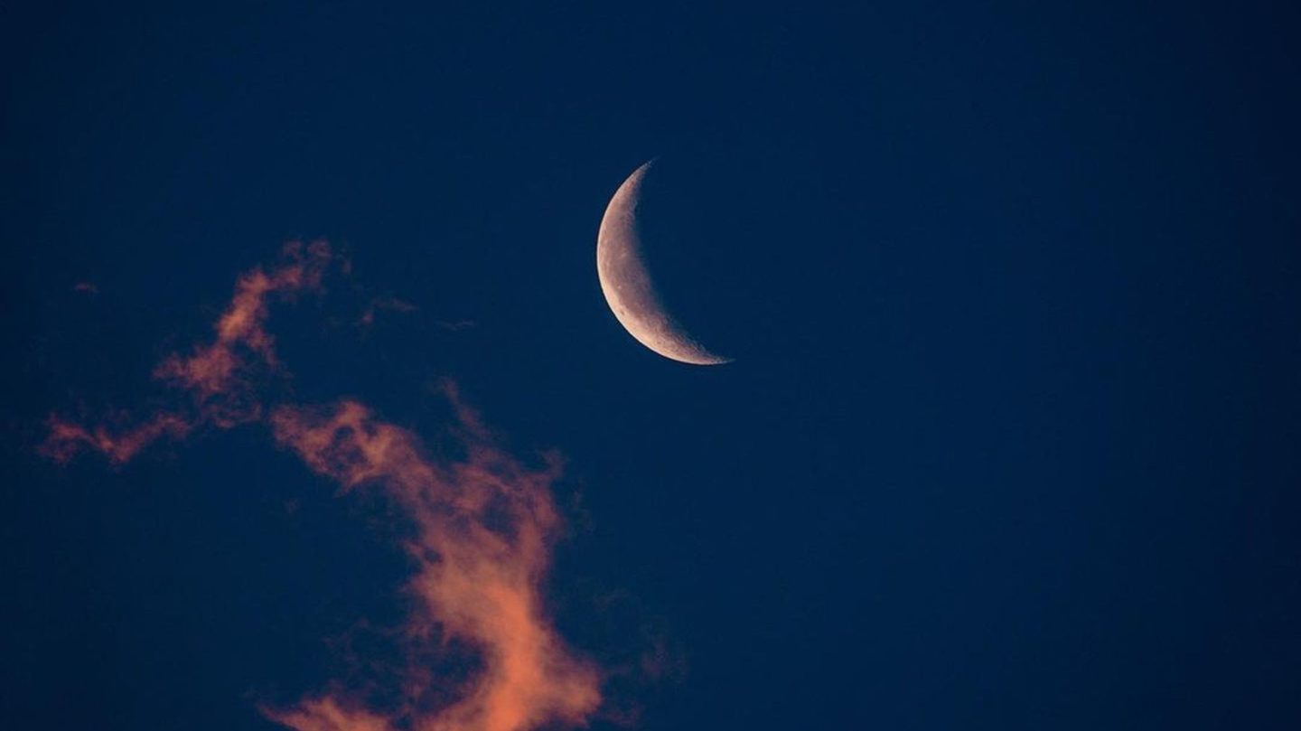 Diese Sternzeichen könnten zum Neumond im Juni 2026 eine alte Nachricht erhalten