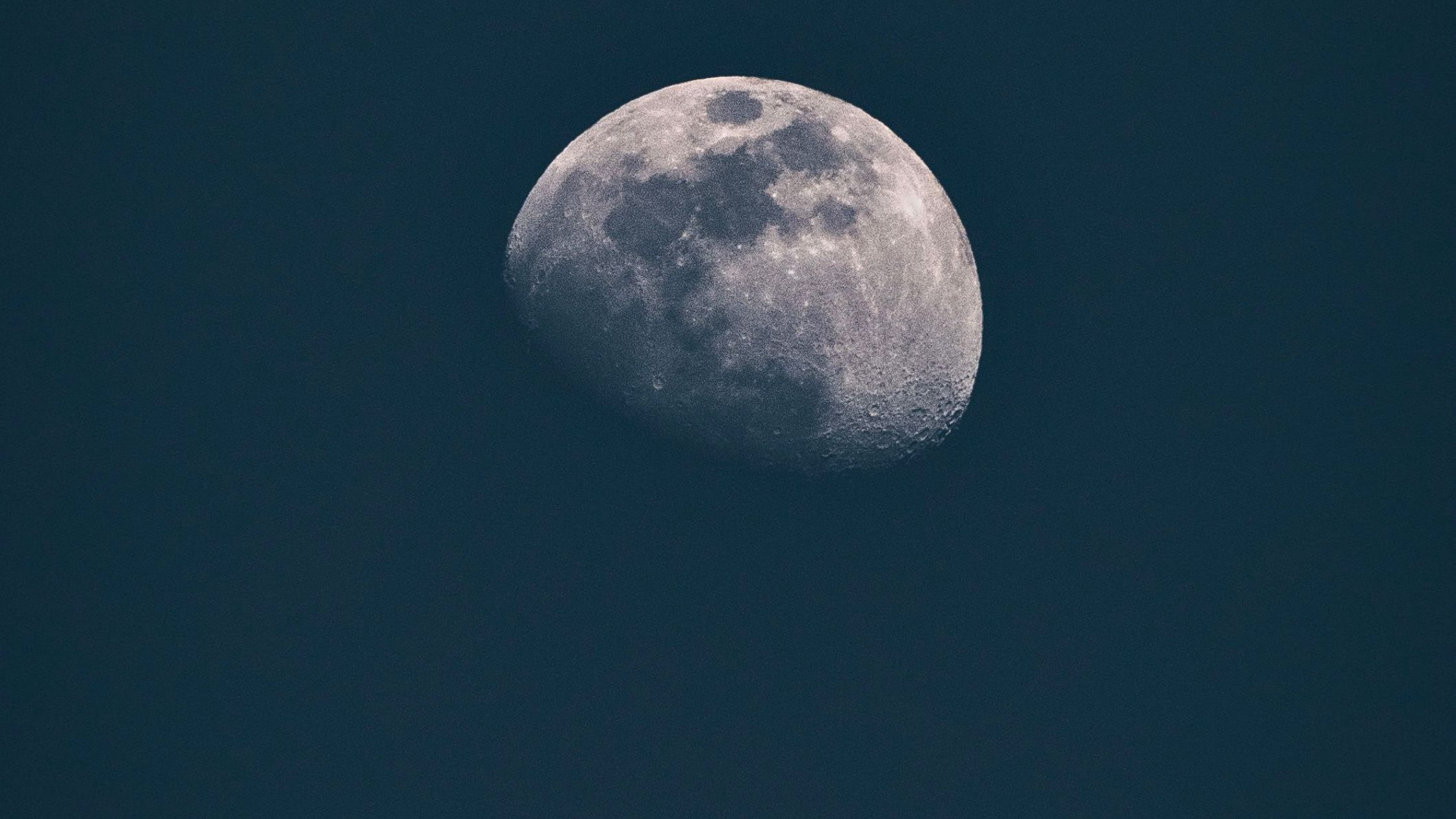 Neumond im Oktober 2026: Für diese Sternzeichen öffnet sich eine Schicksalstür